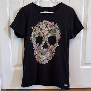 Skull Print T